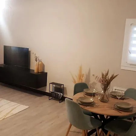 Apartment *cosy* Spacieux * Entree Autonome* Centrale* *